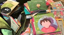 Fundación e.dúcate acquired an extensive collection of recreational books for 2 new Bookpack Libraries